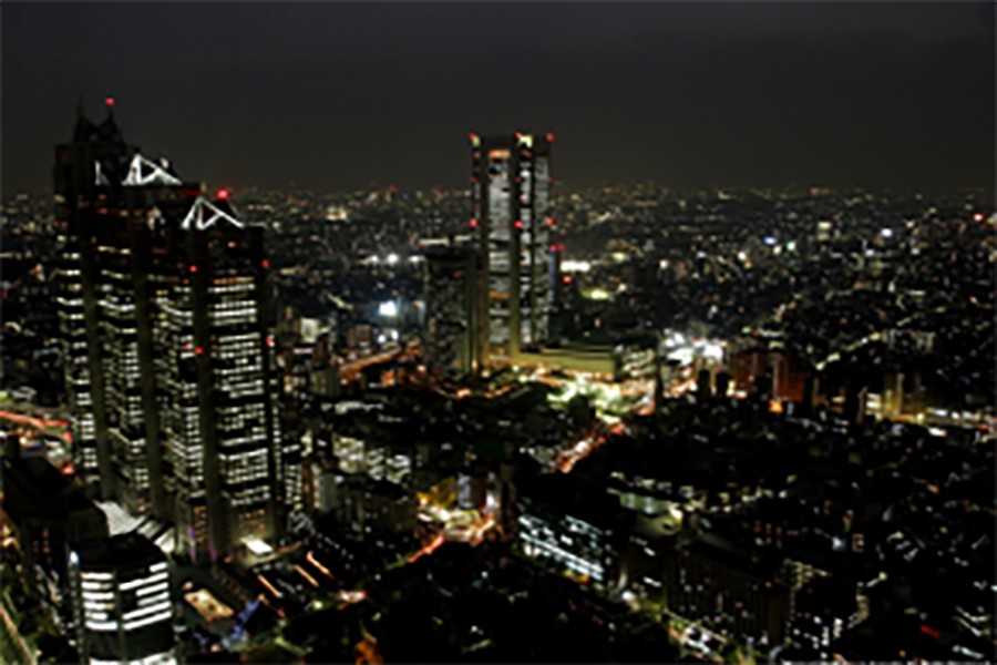 高樓夜景紅光奪目，你可知它們用處不??？